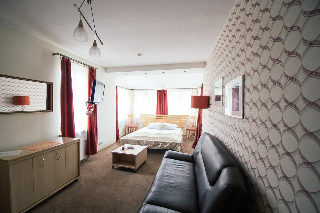 Sveciu Namai Linges Hotel Nemezis ภายนอก รูปภาพ