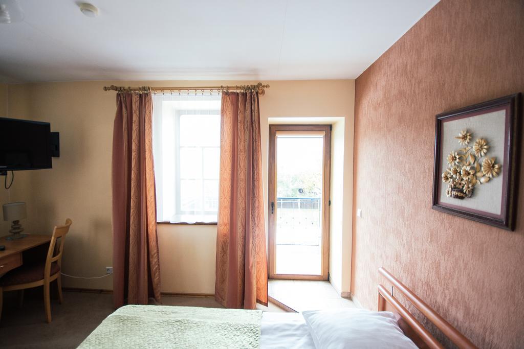 Sveciu Namai Linges Hotel Nemezis ภายนอก รูปภาพ