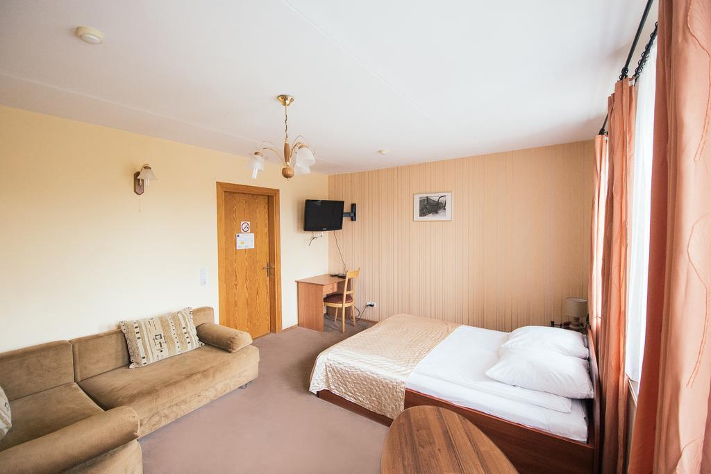 Sveciu Namai Linges Hotel Nemezis ภายนอก รูปภาพ
